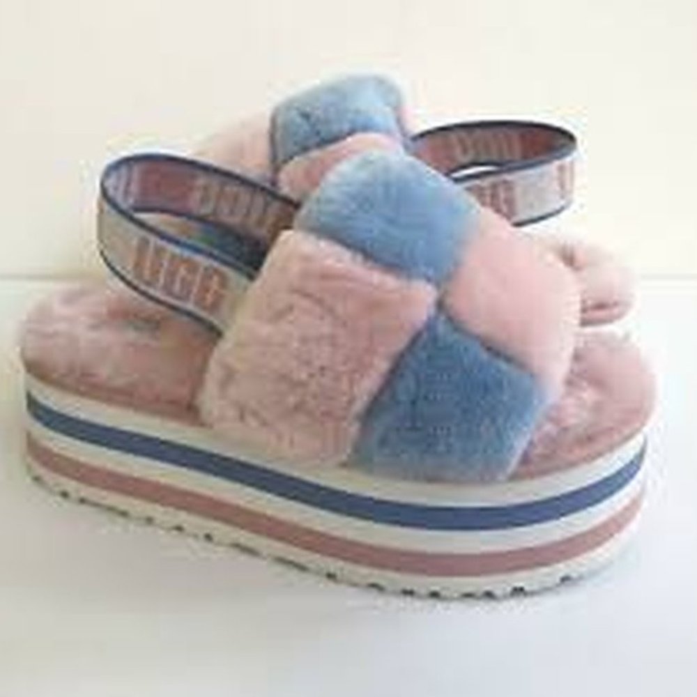 NEW. UGG FLUFF YEAH DISCO CHECKER SLIDE PRIDE BLUE/PINK SANDAL